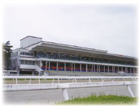 《セピア色の風景帖》 第六十一回 かみのやま競馬場 その1